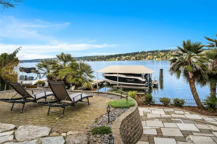 Soak up Lake Washington life