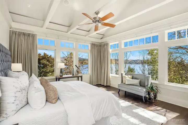 Retreat to the primary and you'll never want to leave.  Your own private sanctuary situated conveniently on the main level.