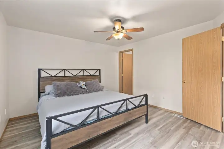 Additional view of primary bedroom
