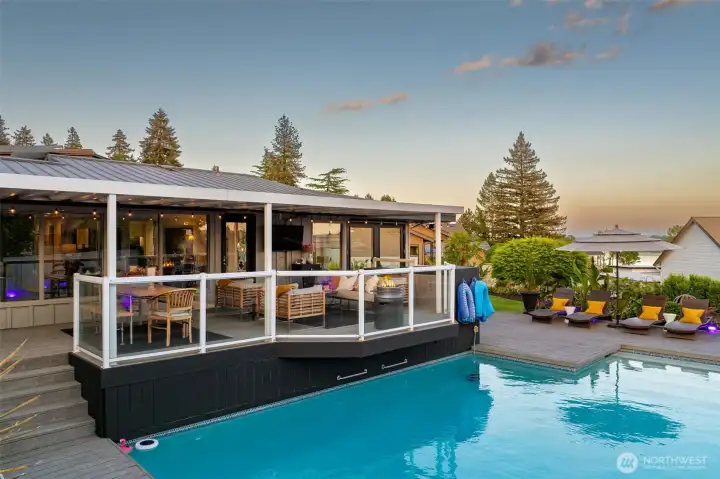 Pool to living area and sun room