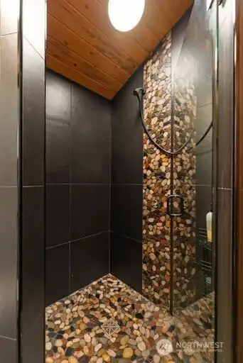 Primary shower