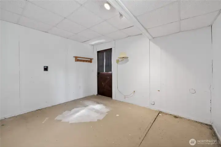 Extra Room