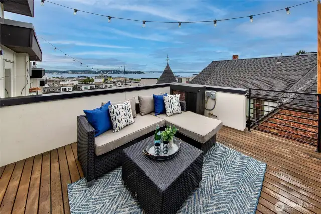 1 of the roof decks. Quite private! Great views.