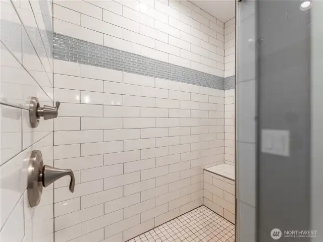 Luxurious Primary Bath – Double vanities, soaking tub, and spacious walk-in shower.