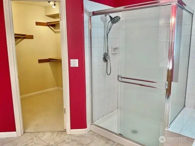 Walk-in Closet.