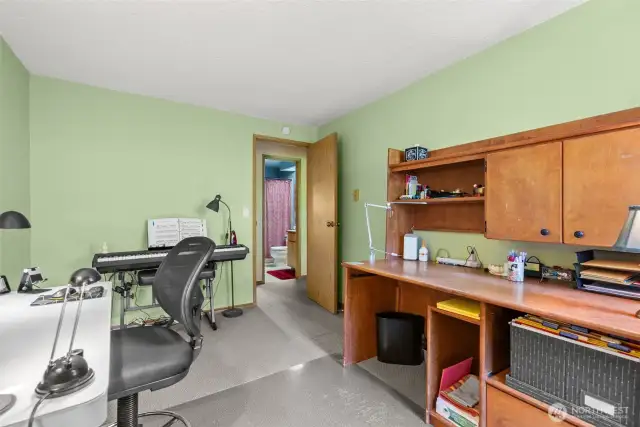 Second bedroom: currently a peaceful office