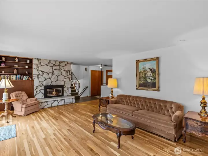 Light and bright livingroom