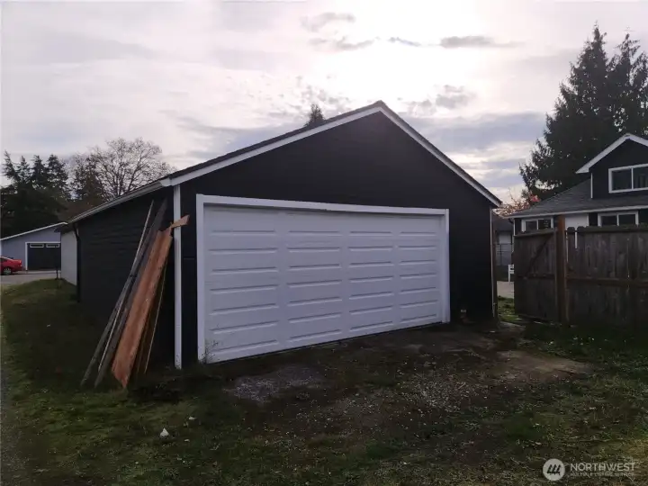 View of the garage from the alleyway