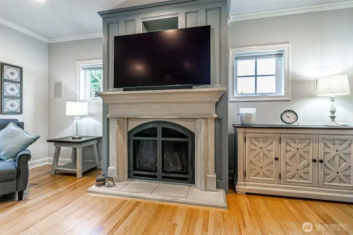 Livingroom Fireplace