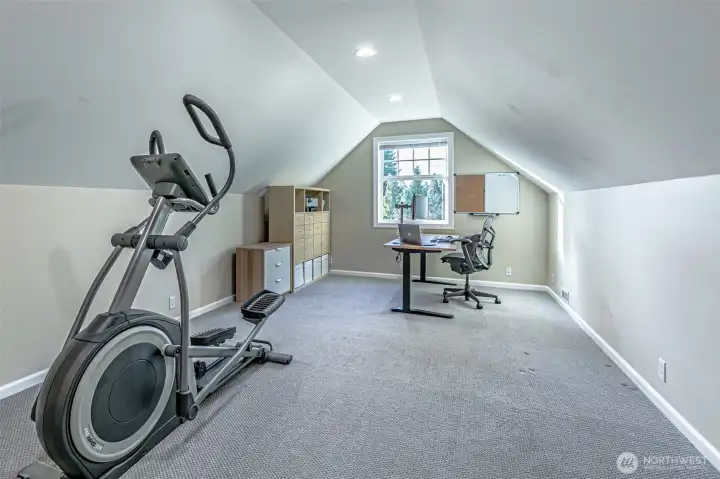 Upper floor Office/Bedroom