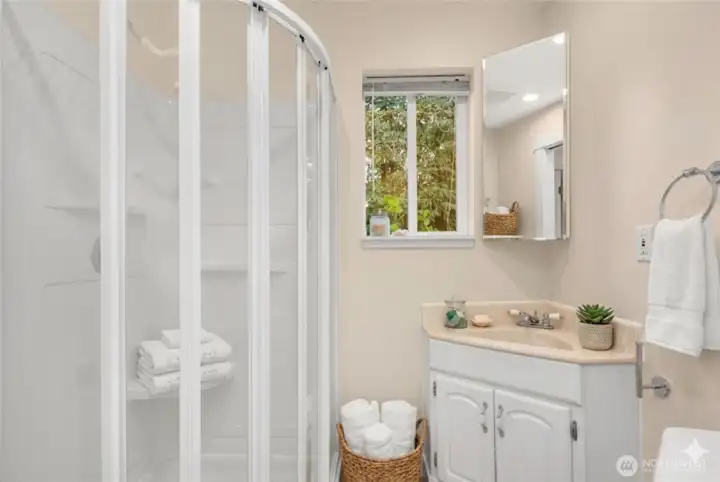 (this image virtually staged)