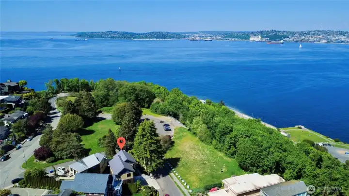 Rare West Seattle bluff positioning puts Puget Sound, the Olympics, and one of Seattle's most sought-after neighborhoods at your doorstep.