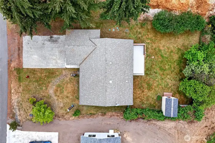 Newer roof and great location!
