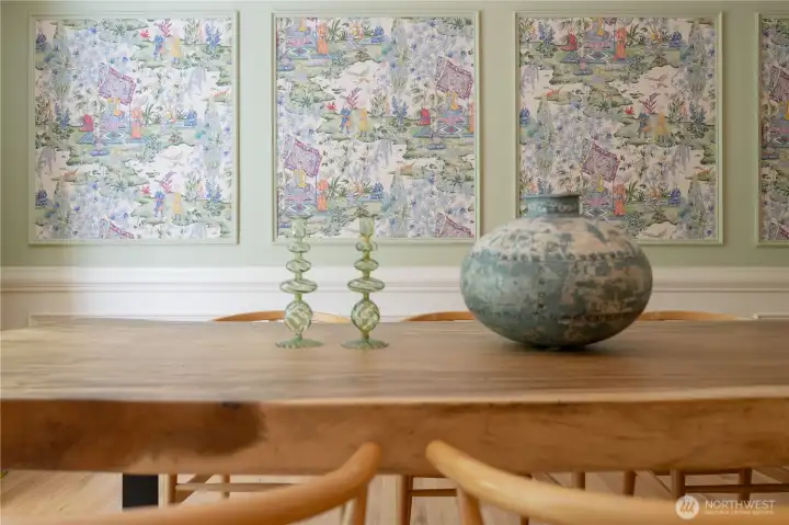 Brunschwig & Fils "Xian" wallpaper.