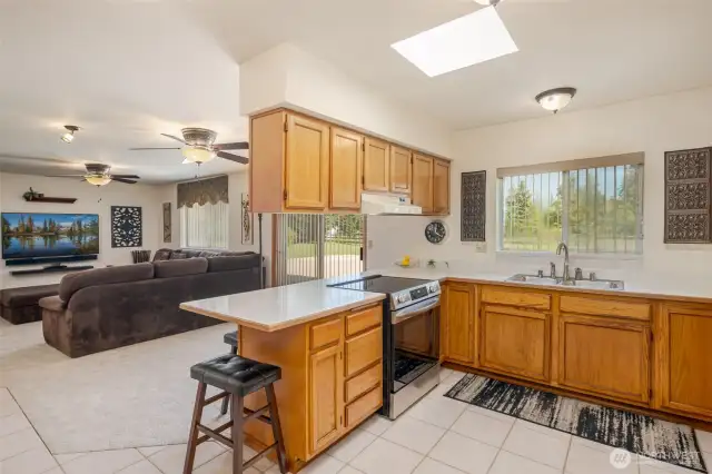 There is a wall of cabinets that is not in the picture.  So much storage space!