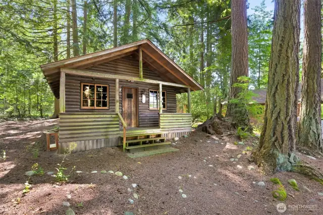 1 of 5 cabins that sit on property