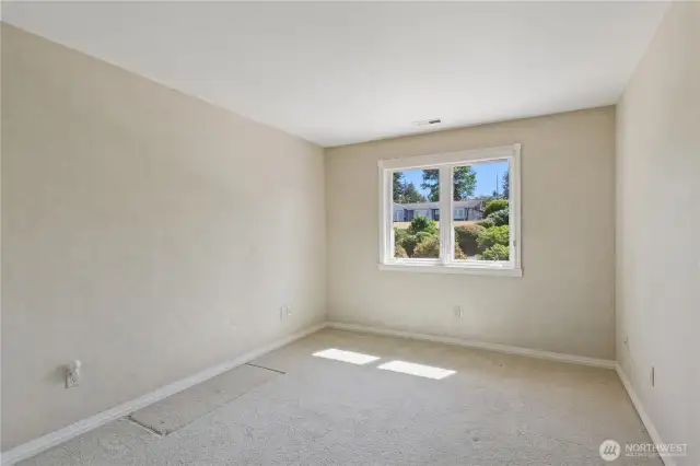 Secondary bedroom