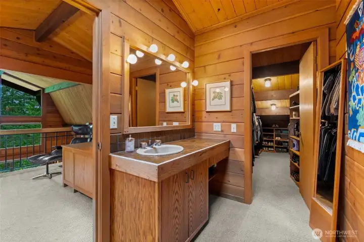 Primary En Suite