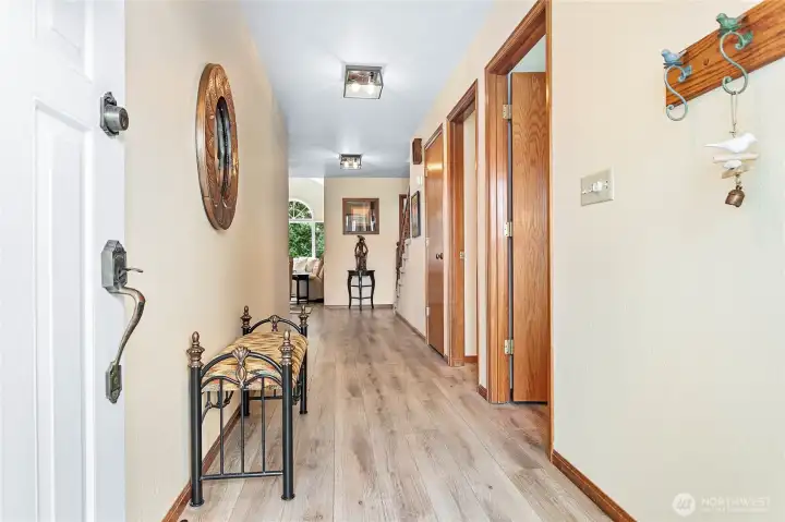 Welcome! On the right you have your guest room, guest full bathroom & a closet