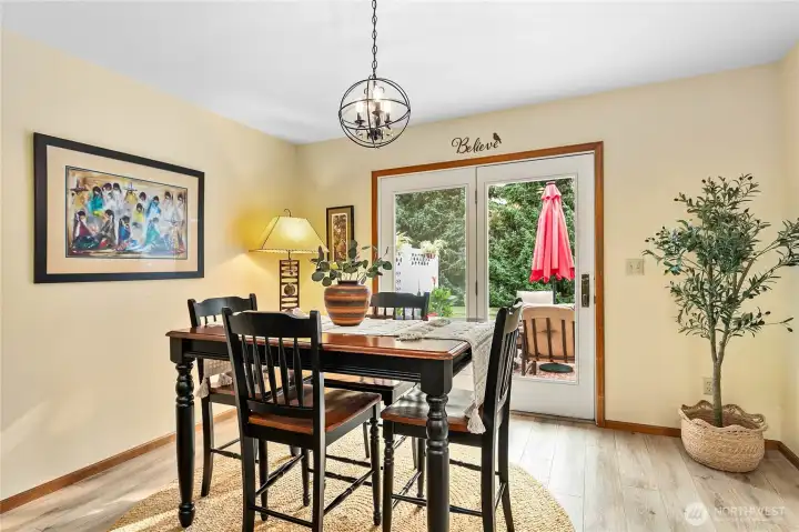 Dining area, french doors leading to the back patio