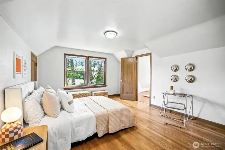 Up-stairs Guest Bedroom - Opens Up to Creative Cove