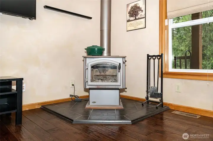 Free standing wood burning stove for added comfort, especially during power outages. No worries about staying warm and cozy on chilly days & nights. Free standing wood burning stove for added comfort, especially during power outages. No worries about staying warm and cozy on chilly days & nights.