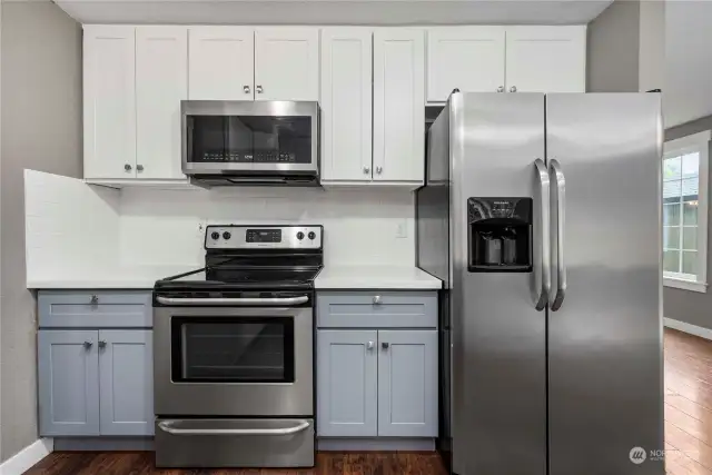 Stainless kitchen appliances. You will love your new kitchen!
