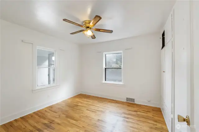 One main floor bedroom.