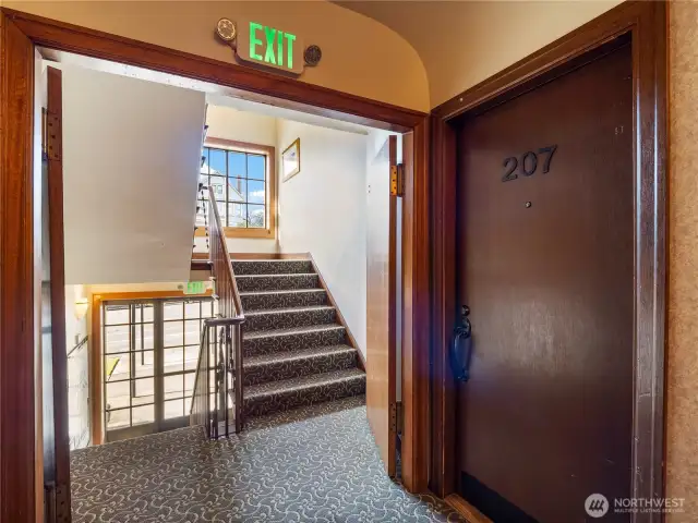 7 easy steps up to your floor