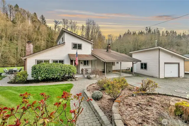 Welcome to your beautiful, river front home!