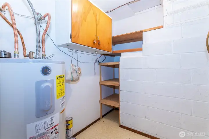 Storage off the garage/laundry roo