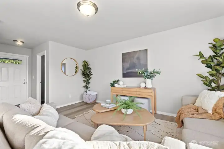 Photographs are for illustrative purposes only. Features, finishes, interior/exterior colors, landscaping and floorplan shown may vary from actual homes built.