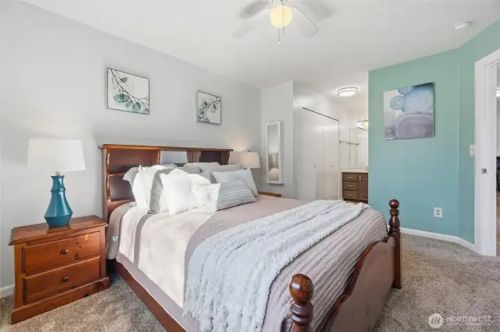 Primary Bedroom with en-suite 3/4 bath.