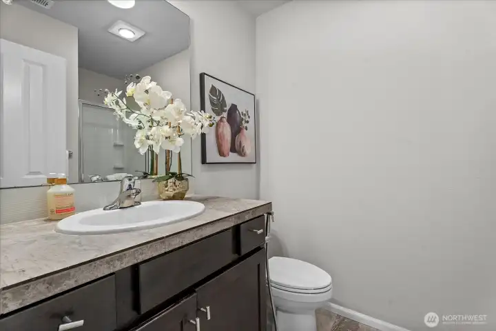 Main-Level ¾ Bath with Modern Finishes