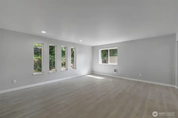 Living rm Living rm