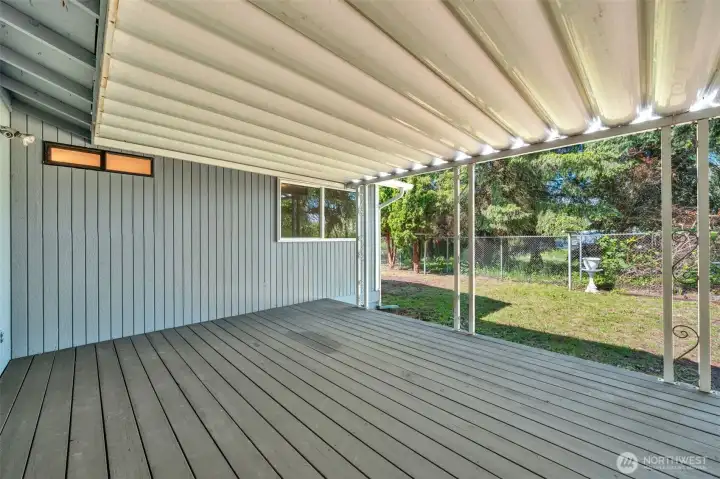 deck area deck area