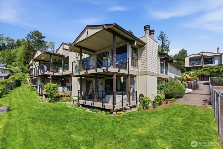 Highly sought-after Sahali townhome end unit—offering added privacy, extra natural light, and a desirable location within the community.