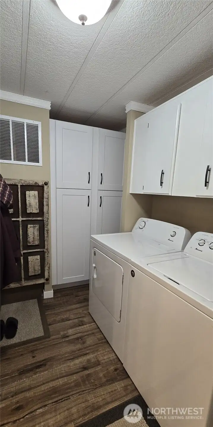 Utility Room Utility Room