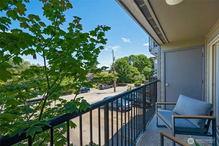 Deck storage unit