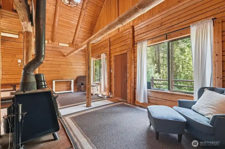 Every corner of this home reflects the warmth and simplicity of mountain living