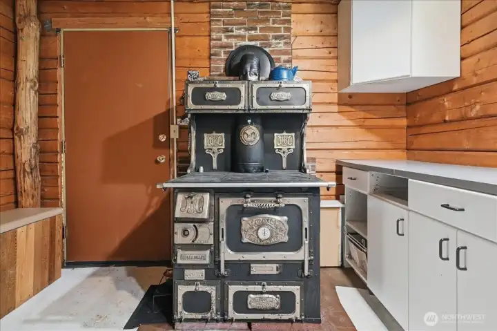 A beautiful addition to the cabin.
