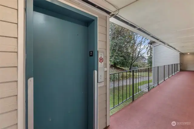 Elevator. No stairs!