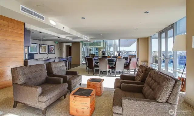 18th floor private residents lounge