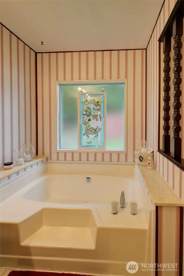 Primary bath with jetted tub.