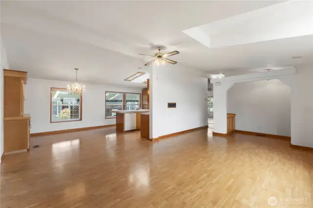 Circular floorpan