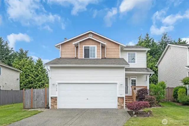 Welcome Home!  3 bedrooms, 2.5 bathrooms