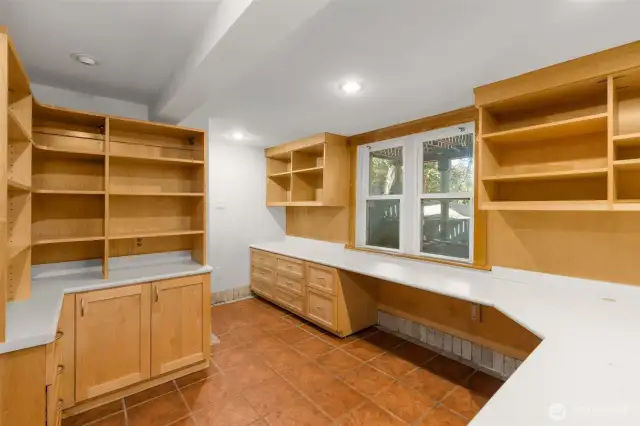 Ample built-in desks and shelving.