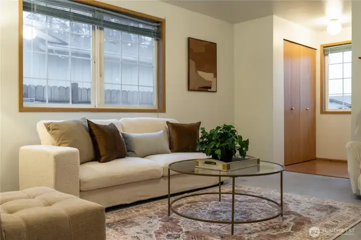 Plants will LOVE the natural light here!