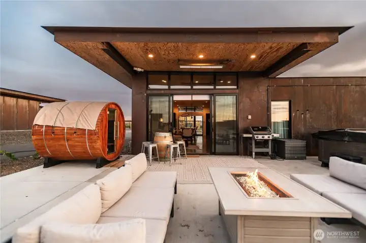 Another view of rear outdoor area