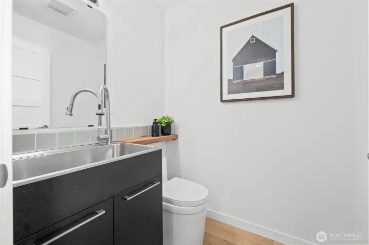 Half bath near side entry